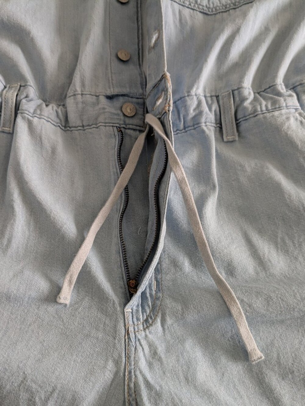Levis Heritage Romper Women's XXL Blue Light Wash Short Sleeve Cinch Belt Loops - Picture 11 of 15